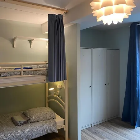 Hostel Bohobos Αντίμπ