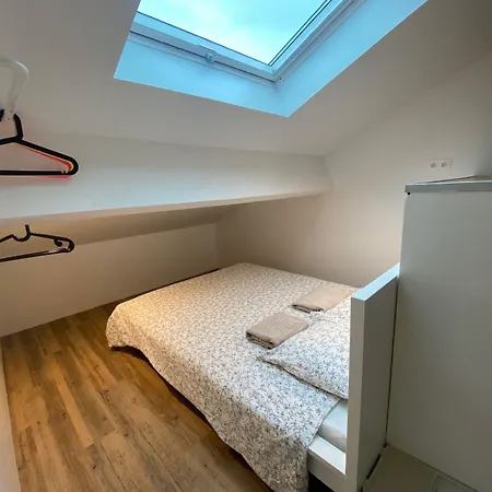 Bohobos Hostel Antibes